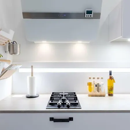 Premium Scandic Designer Apartment. Self Check-in. Wifi. *