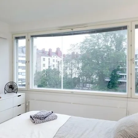 Premium Scandic Designer Apartment. Self Check-in. Wifi. * Helsingfors