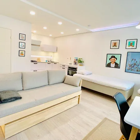 Premium Scandic Designer Apartment. Self Check-in. Wifi. * Helsingfors